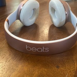 Beats Solo Wireless Headphones, Rose Gold